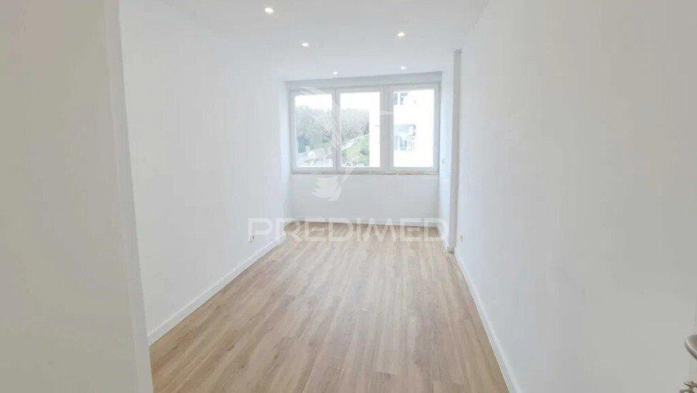 Apartamento t3 em camarate