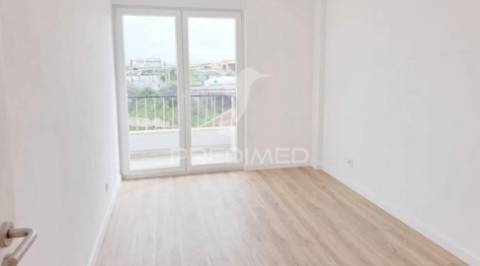 Apartamento t3 em camarate