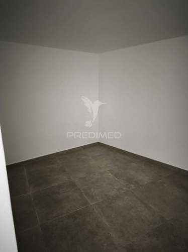 Apartamento novo  t1+1 no centro de ovar