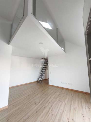 Apartamento novo  t1+1 no centro de ovar