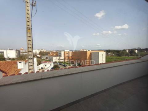 Apartamento novo  t1+1 no centro de ovar