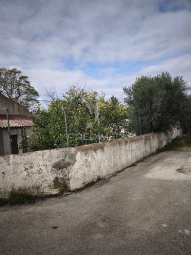 Paderne - terreno rústico com parcela urbana