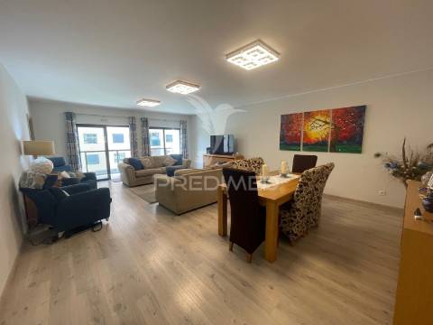 Apartamento t3 moderno com escritório