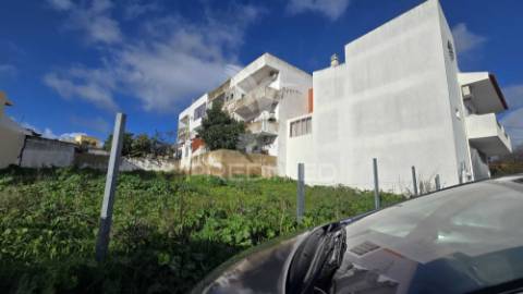 Terreno para construção com potencial para 6 apartamentos