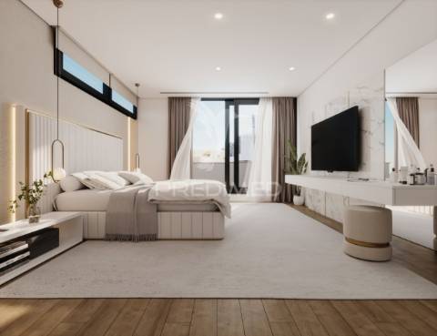 Moradia t5 com piscina a escassos metros da praia da madalena – vila nova de gaia