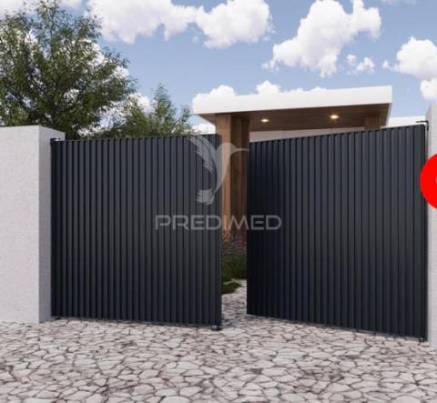 Moradia t5 com piscina a escassos metros da praia da madalena – vila nova de gaia