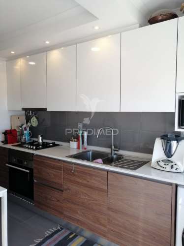 Apartamento t2 - centro queijas