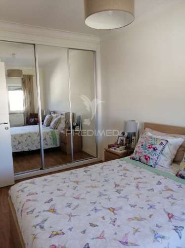 Apartamento t2 - centro queijas