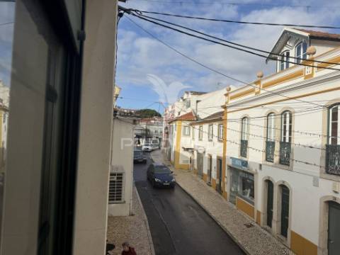 T3 com terraço e loja - arruda dos vinhos