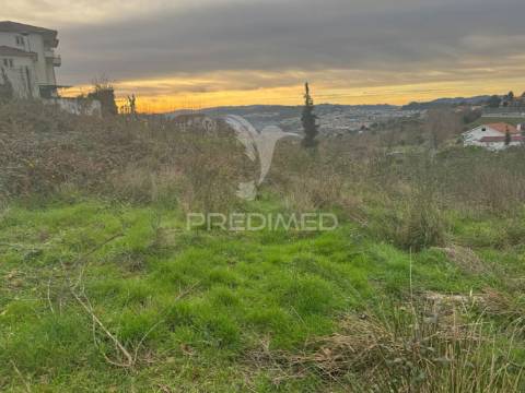 Terreno para construção em antime