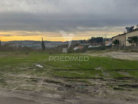 Terreno para construção em antime