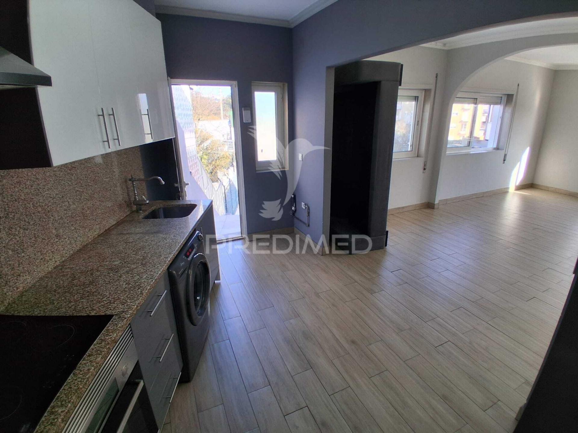 Andar‑moradia t3 renovado em gondomar