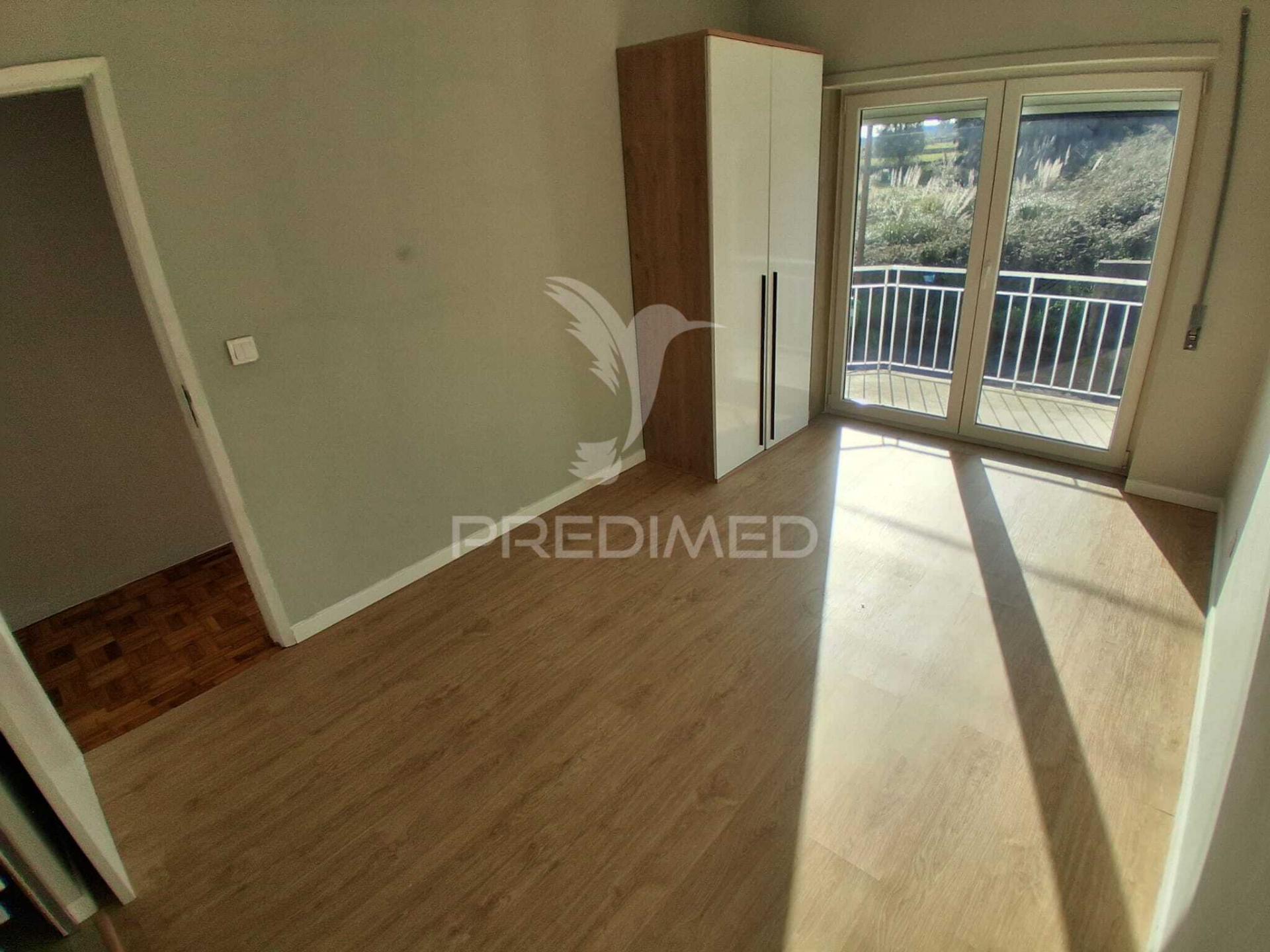 Andar‑moradia t3 renovado em gondomar