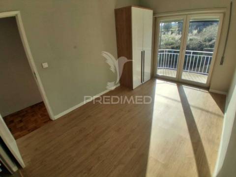 Andar‑moradia t3 renovado em gondomar