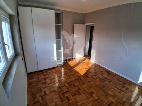 Andar‑moradia t3 renovado em gondomar