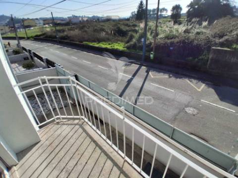 Andar‑moradia t3 renovado em gondomar