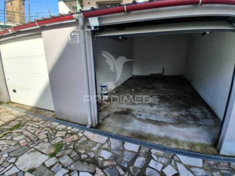 Andar‑moradia t3 renovado em gondomar