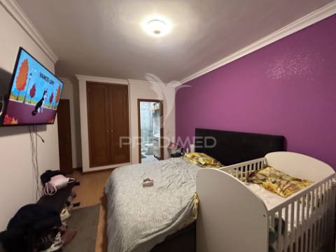 Apartamento t4 duplex em vila verde – oliveira do bairro