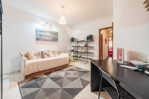 Apartamento | 4 assoalhadas | massamá