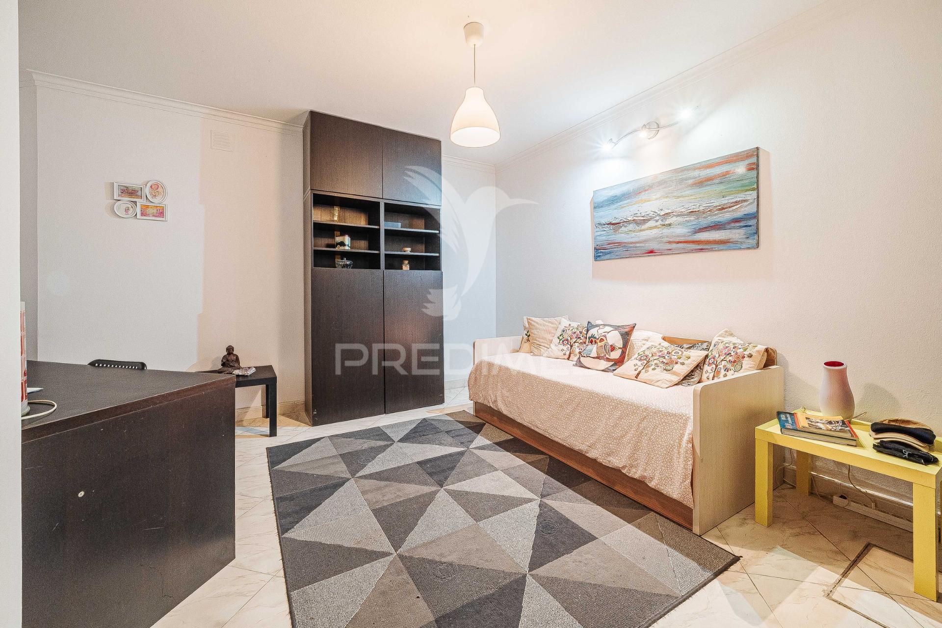 Apartamento | 4 assoalhadas | massamá