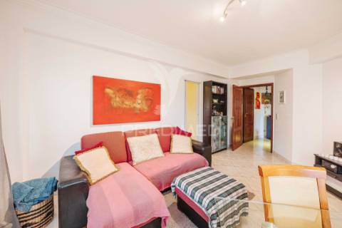 Apartamento | 4 assoalhadas | massamá