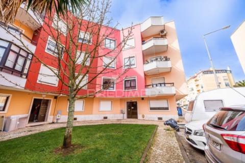 Apartamento | 4 assoalhadas | massamá