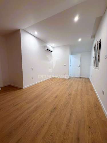 Suite, garagem, varandas, acabamentos de qualidade