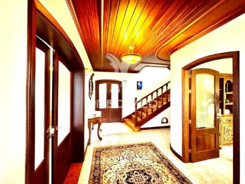 Moradia t3  em creixomil - guimarães