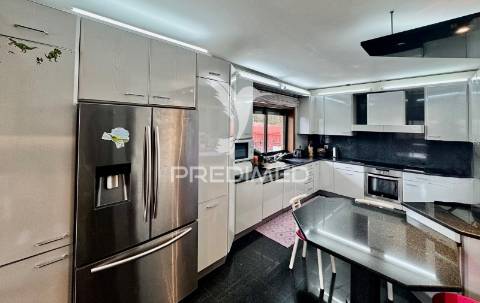 Moradia t3  em creixomil - guimarães