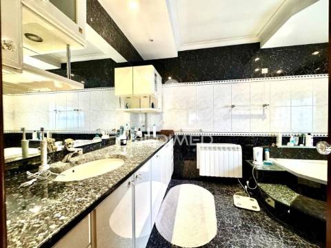 Moradia t3  em creixomil - guimarães