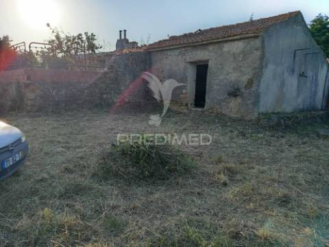 Moradia para recuperar na roliça, bombarral