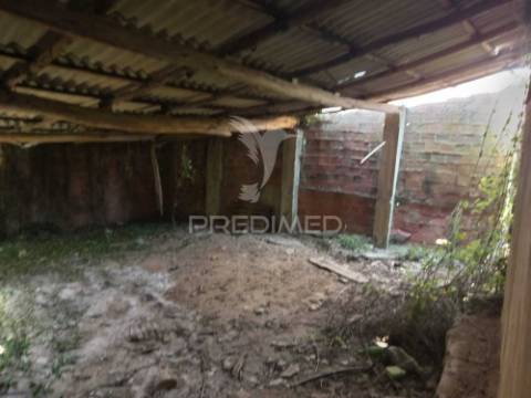 Moradia para recuperar na roliça, bombarral