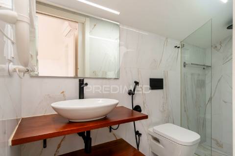 Moradia t4 com sótão e garagem | mina de água – amadora