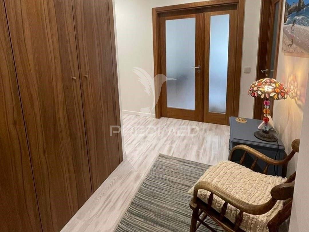 Apartamento t3 com terraço privado de 57m²