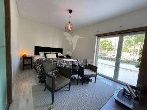 Apartamento t3 com terraço privado de 57m²