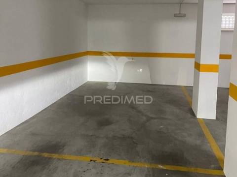 Apartamento t3 com terraço privado de 57m²