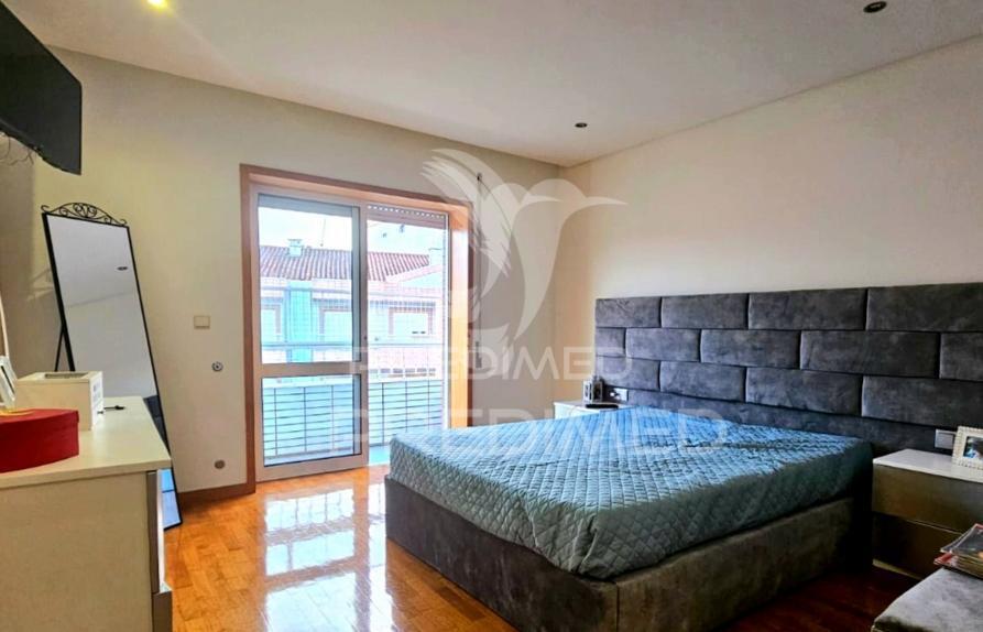 Apartamento t3 renovado e mobilado