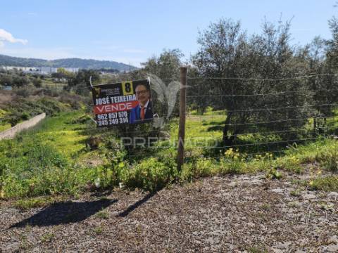 Lote urbano para construção