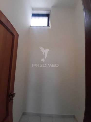 Loja para comércio,agualva,cacém.