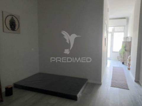 Excelente loja com 99 m2,belas.