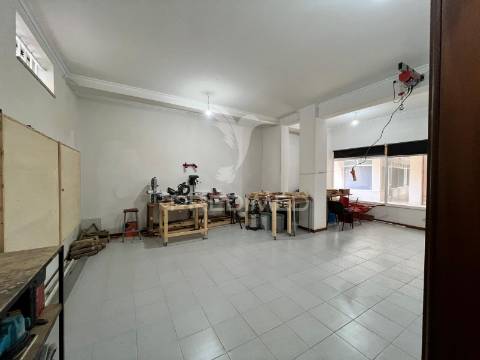 Loja comercial no centro histórico de mirandela