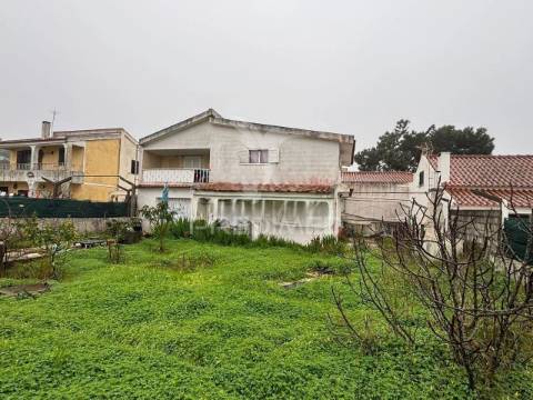 Moradia t3+1 lagoa de albufeira