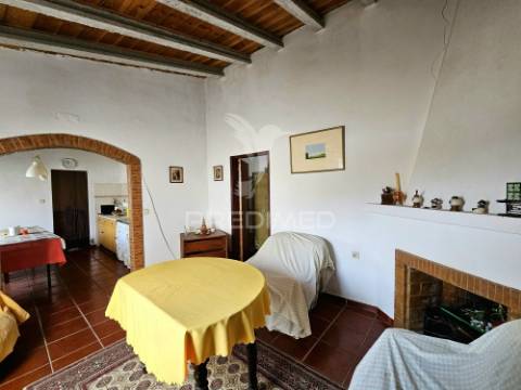 Moradia t1 no monte do guerreiro, castro verde