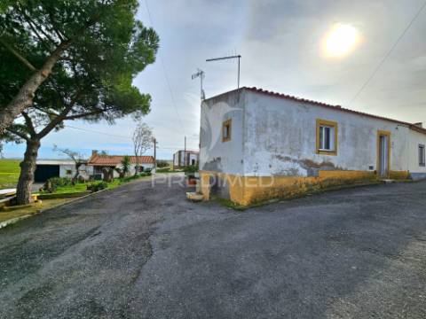 Moradia t1 no monte do guerreiro, castro verde