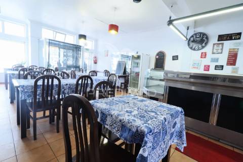 Restaurante / churrascaria em vila nova de gaia