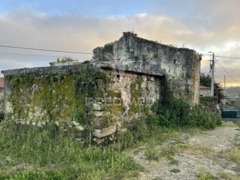 Casa ruínas - recuperar com 1.390m2 terreno ( bagunte )