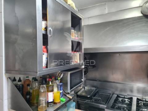 Snack bar/ restaurante, zona de campolide