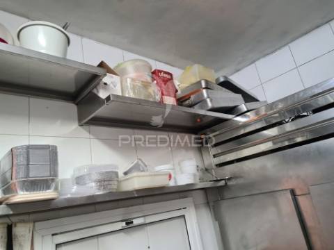 Snack bar/ restaurante, zona de campolide