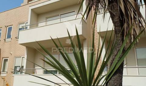 T2 lavra/praias com 2 l. garagem e arrumo