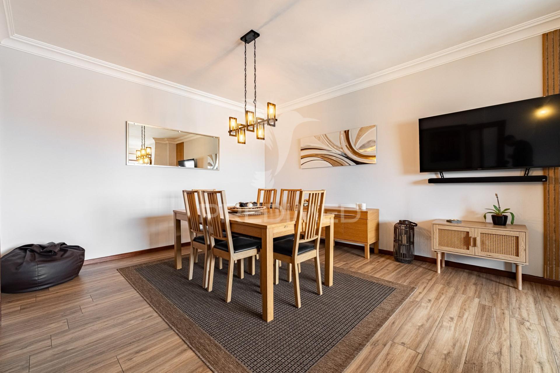 T3 com  lareira, 3 varandas e box em valbom, gondomar